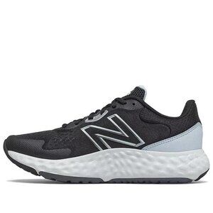 NEW BALANCE Women's Fresh Foam EVOZ Running Shoes Size 8B in Black/White